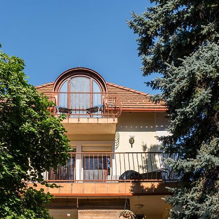 Tanczos Vendeghaz Apartment Balatonalmadi Exterior photo